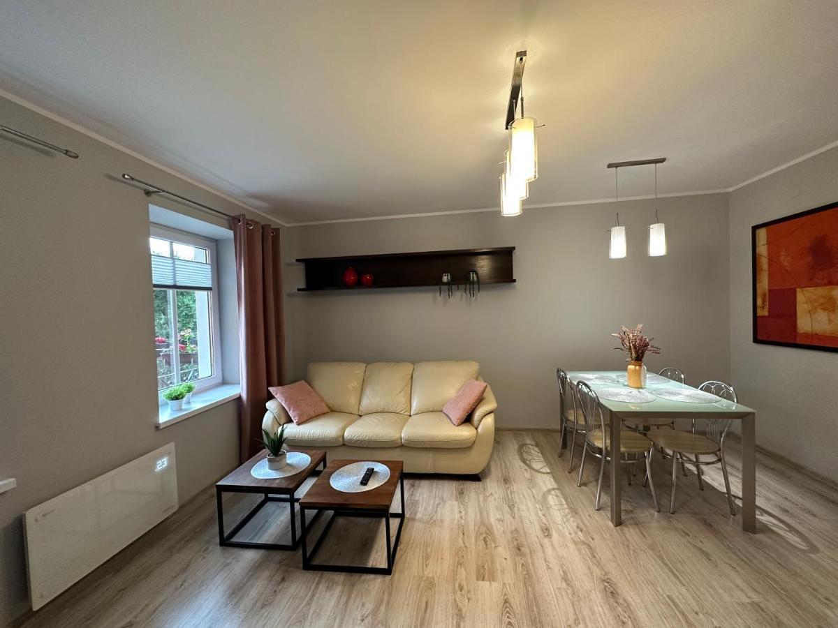 Apartament Przy Cieplickich Tezniach 耶莱尼亚古拉 外观 照片