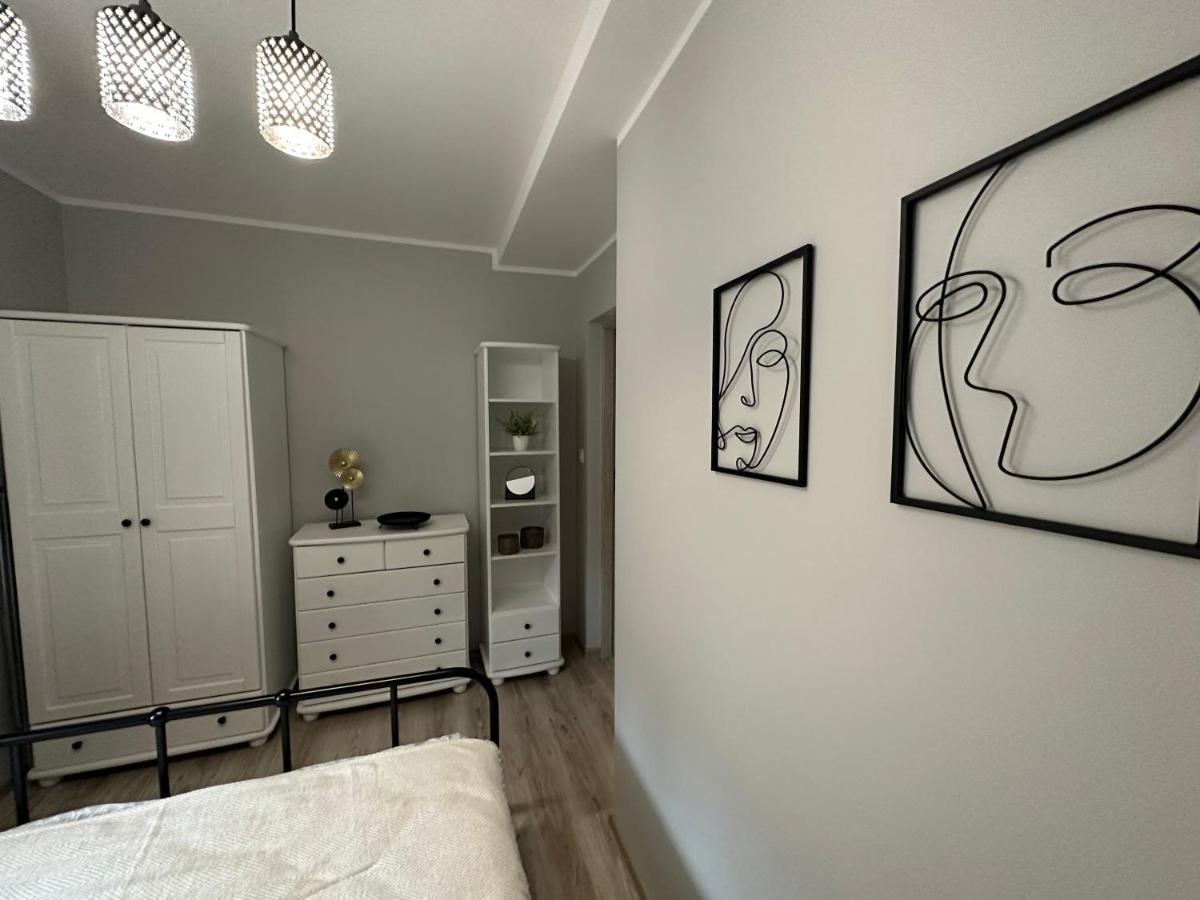 Apartament Przy Cieplickich Tezniach 耶莱尼亚古拉 外观 照片