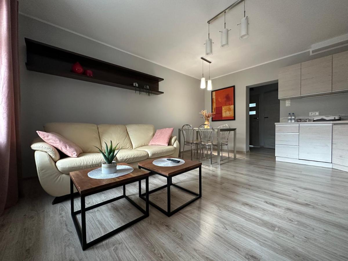 Apartament Przy Cieplickich Tezniach 耶莱尼亚古拉 外观 照片