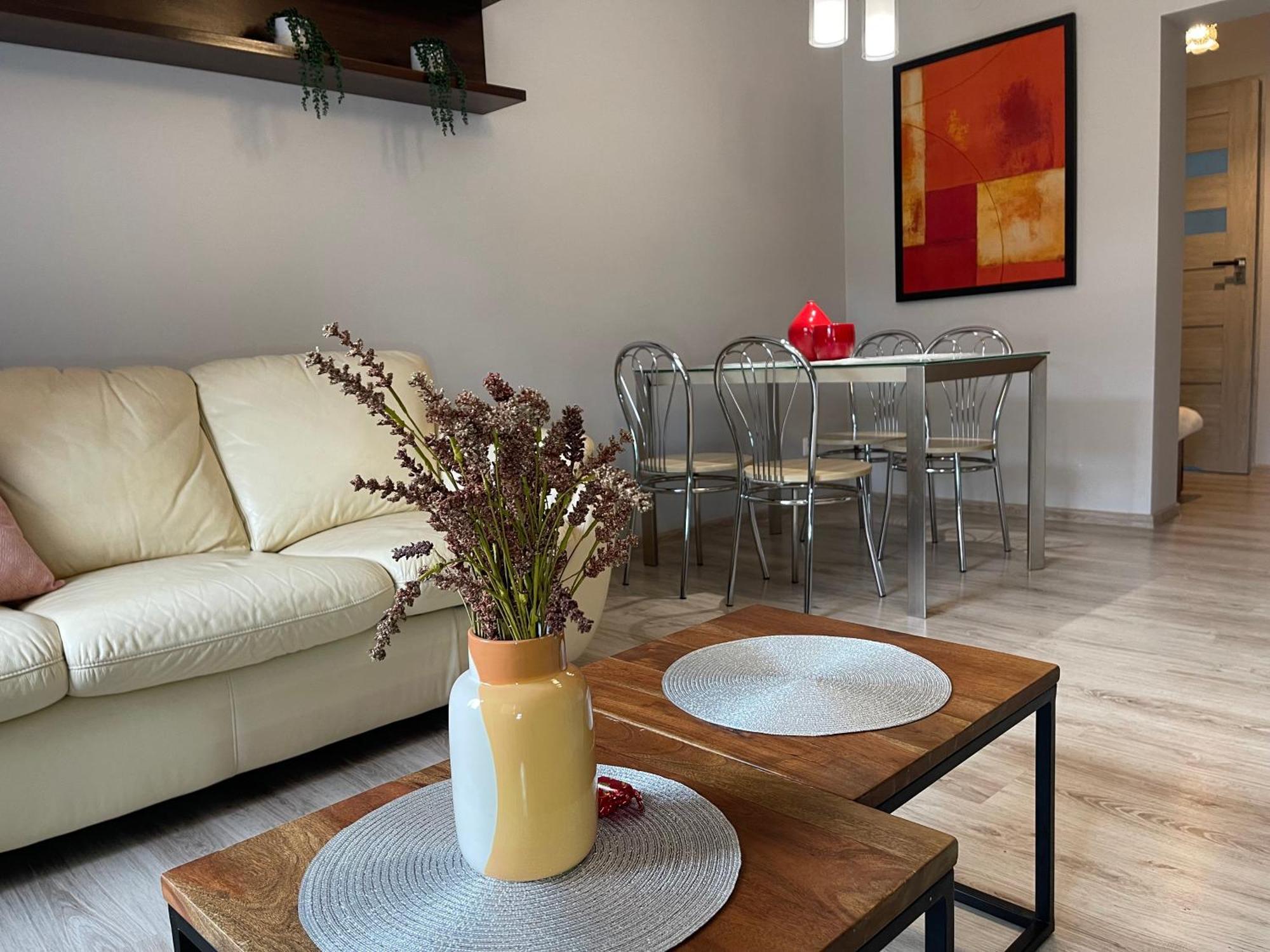 Apartament Przy Cieplickich Tezniach 耶莱尼亚古拉 外观 照片